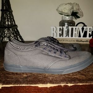 Grey Vanz Size 6.5